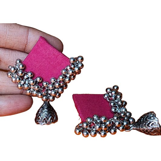 Boucles d'oreilles Puces Tissu Style Rouge Tenue de soirée Jhumka