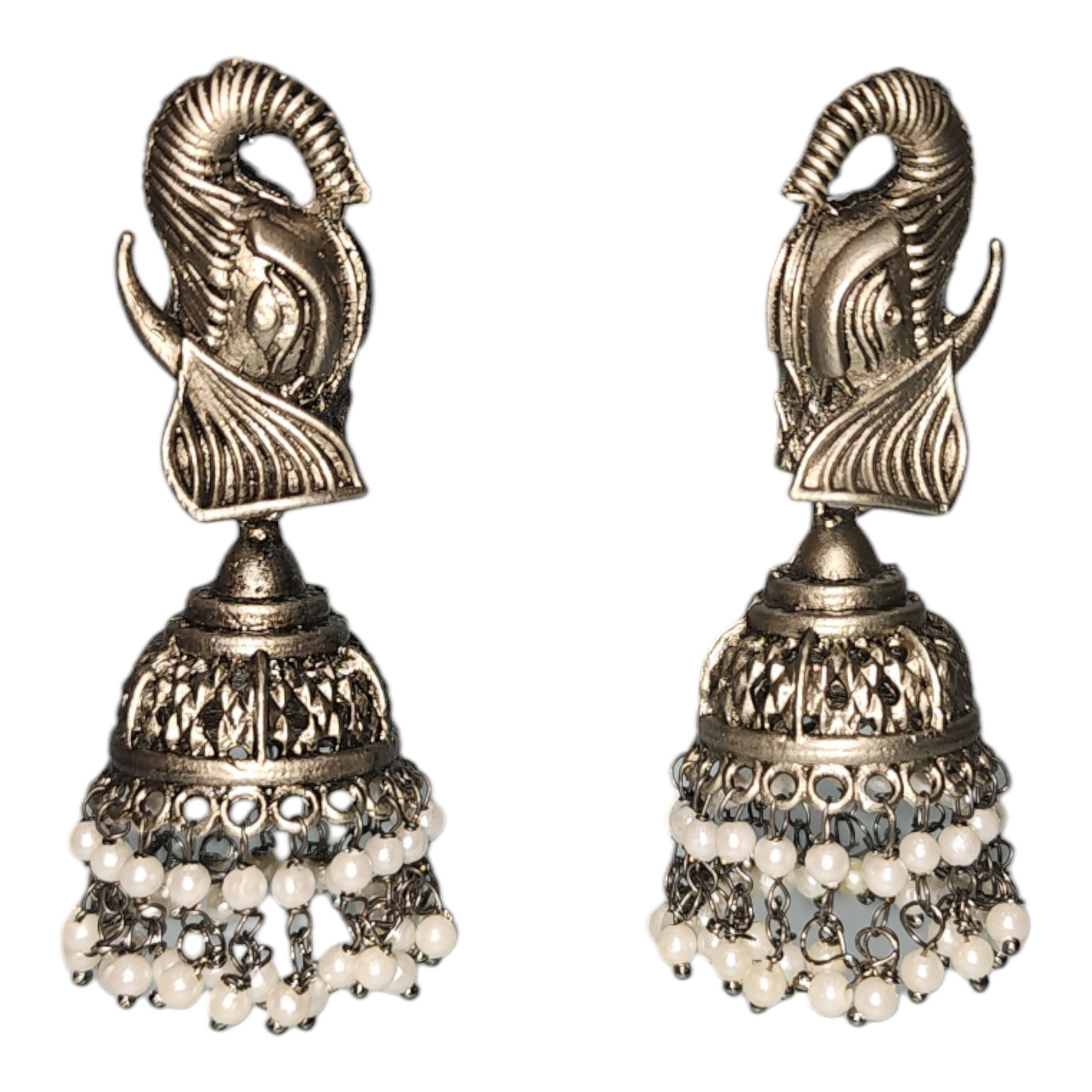 Boucles d'oreilles clous visage d'éléphant perle style fantaisie argent oxydé tenue de fête