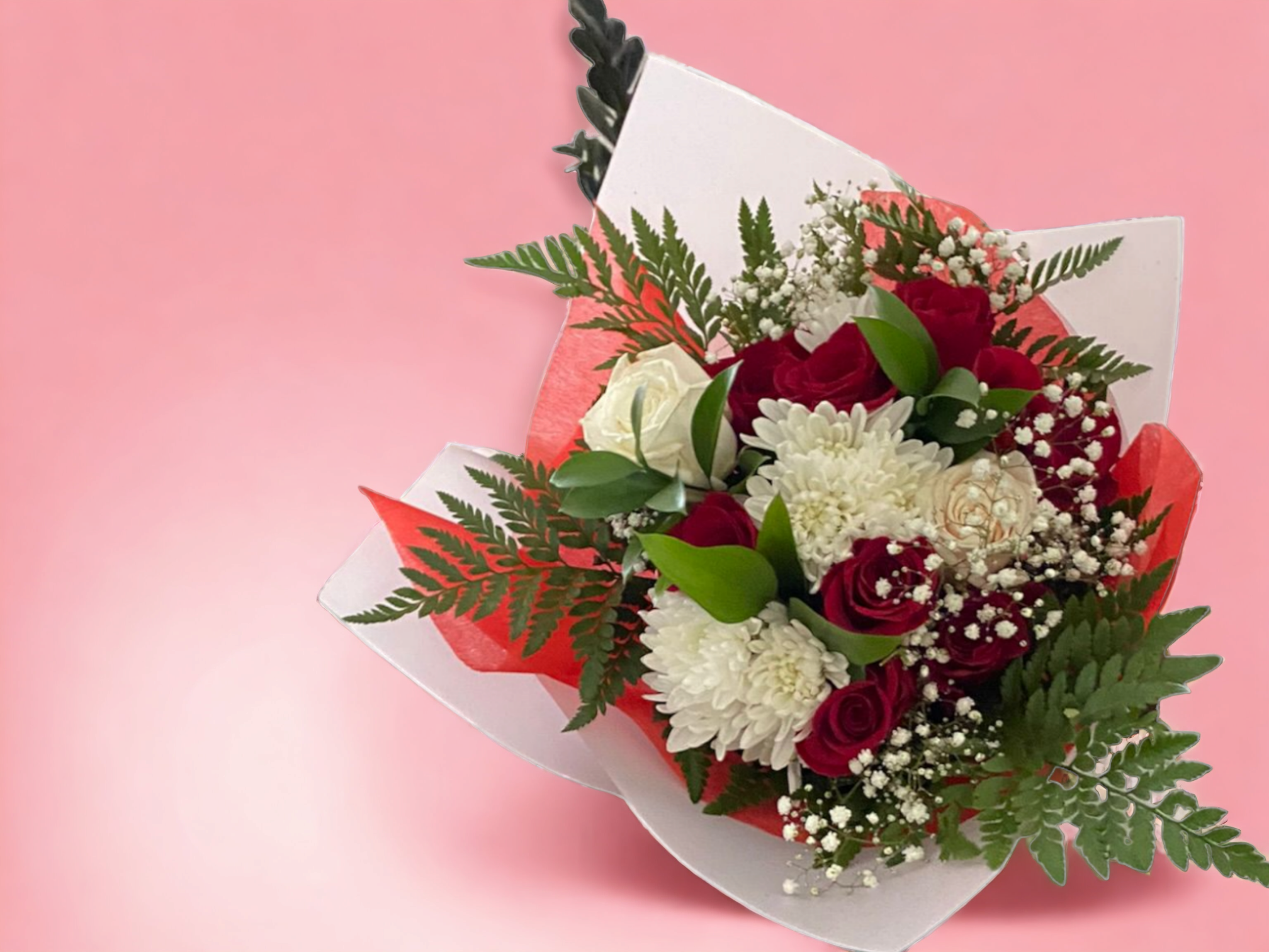 Colorful boquite of fresh flowers arranged beautifully, perfect for gifting or decoration.